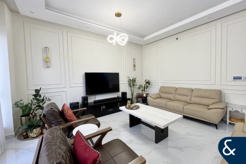 Apartment in Shams 1, Jumeirah Beach Residence, Dubai 3 bedrooms, 175 sq.m. № 76496 - photo 18