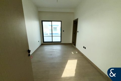 Villa in Damac Lagoons, Dubai 5 bedrooms, 264 sq.m. № 76492 - photo 5