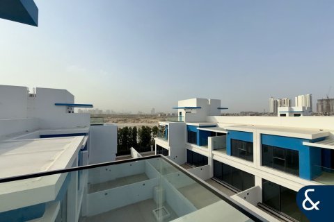 Villa in Damac Lagoons, Dubai 5 bedrooms, 264 sq.m. № 76492 - photo 1