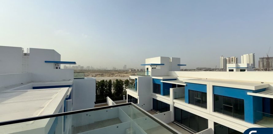 Villa in Damac Lagoons, Dubai 5 bedrooms, 264 sq.m. № 76492