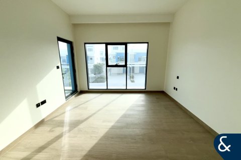 Villa in Damac Lagoons, Dubai 5 bedrooms, 264 sq.m. № 76492 - photo 13