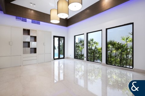 Villa en Garden Homes, Palm Jumeirah, Dubai, 5 dormitorios, 681 m², № 76494 - foto 11