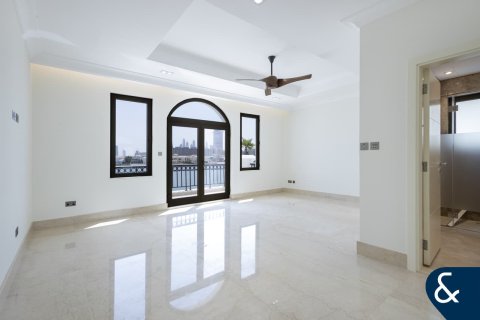 Villa en Garden Homes, Palm Jumeirah, Dubai, 5 dormitorios, 681 m², № 76494 - foto 15