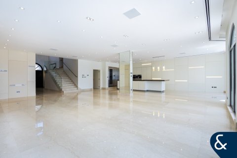 Villa en Garden Homes, Palm Jumeirah, Dubai, 5 dormitorios, 681 m², № 76494 - foto 3