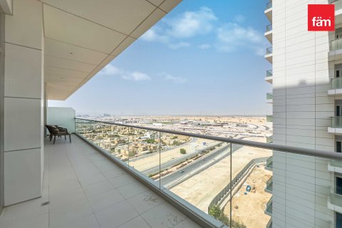 Снять в аренду квартиру в Аль-Барше, Дубай: 2 спальни, 138.6м², № 64460 - фото 1