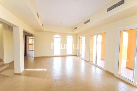 Villa in Arabian Ranches, Dubai 3 bedrooms, 273 sq.m. № 45106 - photo 9