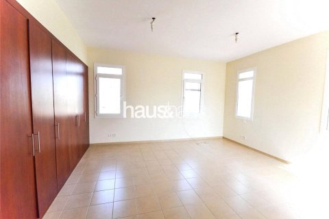 Villa in Arabian Ranches, Dubai 3 bedrooms, 273 sq.m. № 45106 - photo 8