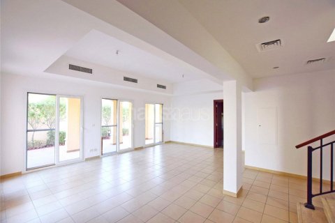 Villa in Arabian Ranches, Dubai 3 bedrooms, 273 sq.m. № 45106 - photo 1