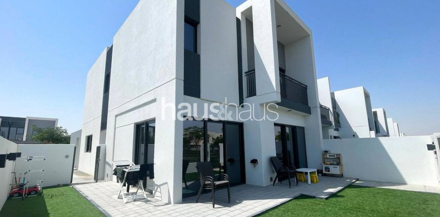 Villa in Villanova, Dubai Land, Dubai 4 bedrooms, 230 sq.m. № 45107