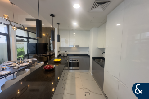 Villa in District 11, Mohammed Bin Rashid City, Dubai 4 bedrooms, 295 sq.m. № 98561 - photo 4