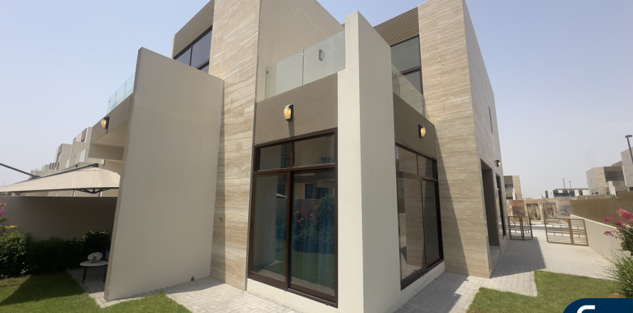 Villa in District 11, Mohammed Bin Rashid City, Dubai 4 bedrooms, 295 sq.m. № 98561