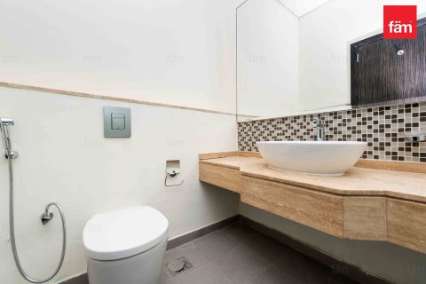 Villa à Dubai, 5 chambres, 660.1 m², № 17082 - photo 15