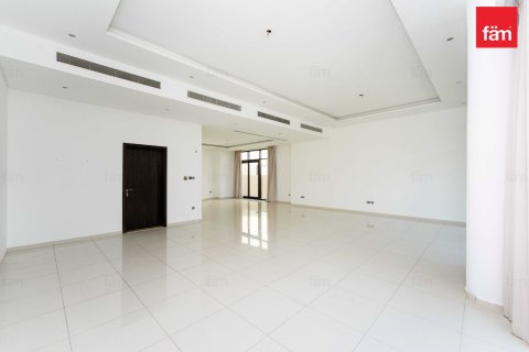 Villa à Dubai, 5 chambres, 660.1 m², № 17082 - photo 8