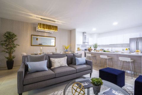 Купить квартиру в Джумейра Гольф Эстейтс, Дубай: 4 спальни, 216м², № 29742 - фото 4