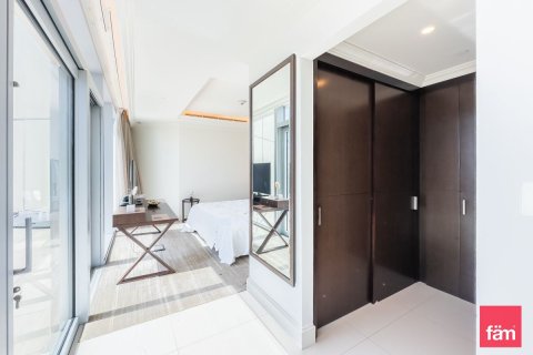 Apartment in Downtown Dubai (Downtown Burj Dubai), Dubai 1 bedroom, 213.7 sq.m. № 16896 - photo 5