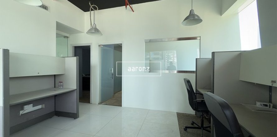 Office in Business Bay, Dubai 102.1 sq.m. № 16891
