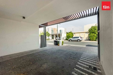 Adosado en Dubai, 3 dormitorios, 131.3 m², № 10994 - foto 17