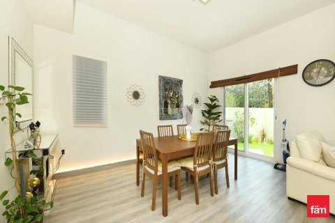 Villa à Dubai, 3 chambres, 174.8 m², № 84870 - photo 5