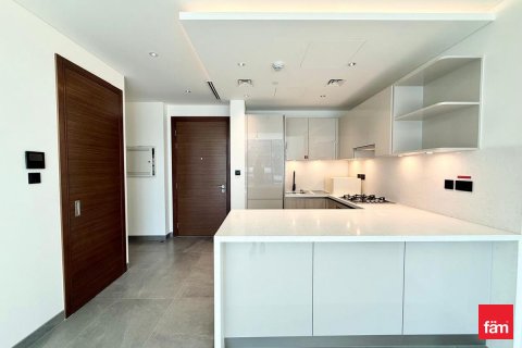 Снять в аренду квартиру в Дубае: 2 спальни, 102.6м², № 84858 - фото 6