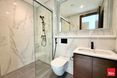 Снять в аренду квартиру в Дубае: 2 спальни, 102.6м², № 84858 - фото 15