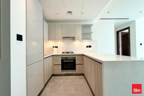 Снять в аренду квартиру в Дубае: 2 спальни, 102.6м², № 84858 - фото 5