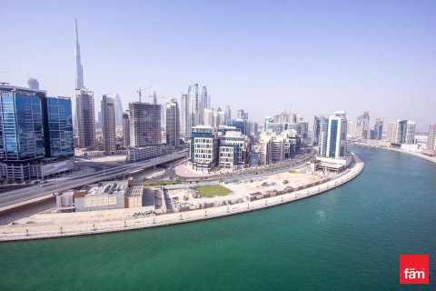 Apartment in Business Bay, Dubai 2 bedrooms, 104 sq.m. № 84868 - photo 4