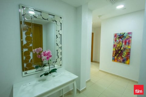 Apartment in Business Bay, Dubai 2 bedrooms, 104 sq.m. № 84868 - photo 11