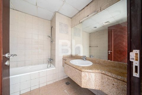 Apartamento en Discovery Gardens, Dubai, 1 dormitorio, 74 m², № 21542 - foto 10