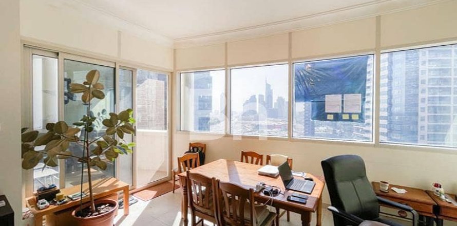 Квартира в Джумейра Лейк Тауэрс, Дубай, 1 спальня, 90м², № 21544