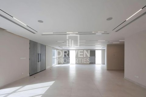 Villa en Jumeirah, Dubai, 4 dormitorios, 668.9 m², № 130065 - foto 12