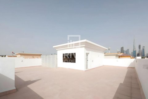 Villa en Jumeirah, Dubai, 4 dormitorios, 668.9 m², № 130065 - foto 6