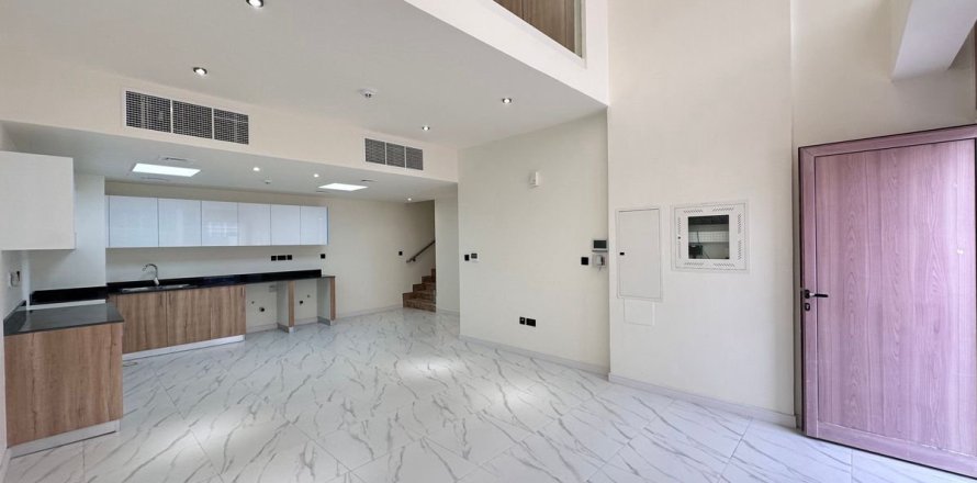 Townhouse in Dubai 3 bedrooms, 105.7 sq.m. № 10603