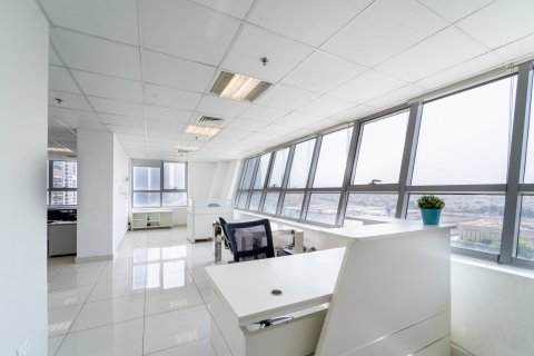 Office in Jumeirah Lake Towers, Dubai 117 sq.m. № 7534 - photo 1