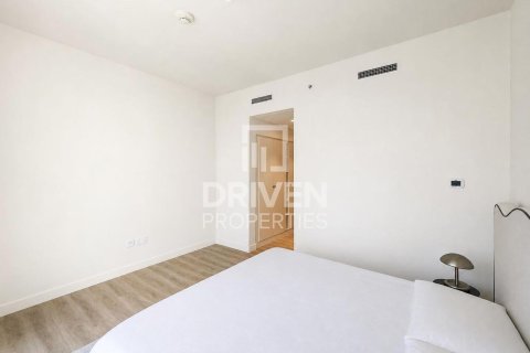 Apartment in The Lofts, Downtown Dubai (Downtown Burj Dubai), Dubai 2 bedrooms, 120.5 sq.m. № 138495 - photo 8