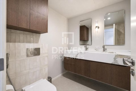 Apartment in The Lofts, Downtown Dubai (Downtown Burj Dubai), Dubai 2 bedrooms, 120.5 sq.m. № 138495 - photo 12