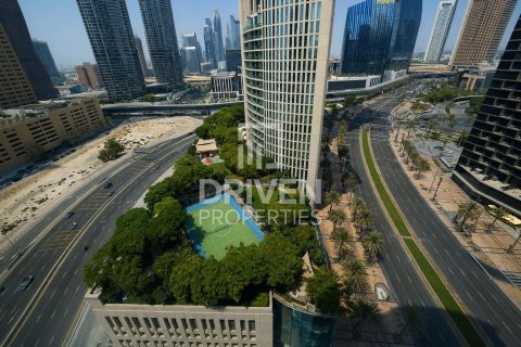 Apartment in The Lofts, Downtown Dubai (Downtown Burj Dubai), Dubai 2 bedrooms, 120.5 sq.m. № 138495 - photo 17