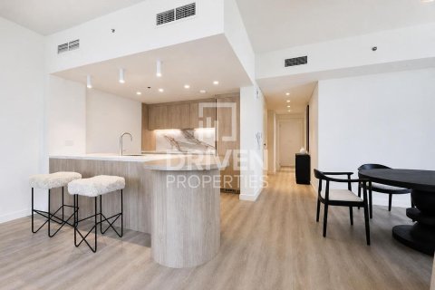 Apartment in The Lofts, Downtown Dubai (Downtown Burj Dubai), Dubai 2 bedrooms, 120.5 sq.m. № 138495 - photo 3