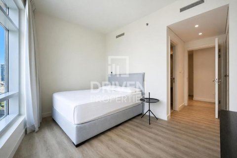 Apartment in The Lofts, Downtown Dubai (Downtown Burj Dubai), Dubai 2 bedrooms, 120.5 sq.m. № 138495 - photo 11