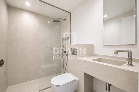 Apartment in The Lofts, Downtown Dubai (Downtown Burj Dubai), Dubai 2 bedrooms, 120.5 sq.m. № 138495 - photo 14
