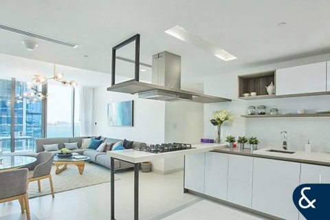 Apartment in Soho Palm Jumeirah, Palm Jumeirah, Dubai 3 bedrooms, 203 sq.m. № 76634 - photo 3