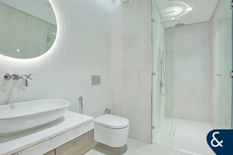 Apartment in Soho Palm Jumeirah, Palm Jumeirah, Dubai 3 bedrooms, 203 sq.m. № 76634 - photo 10