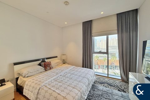 Снять в аренду квартиру в Bluewaters Residences, Bluewaters, Дубай: 3 спальни, 195м², № 76646 - фото 4