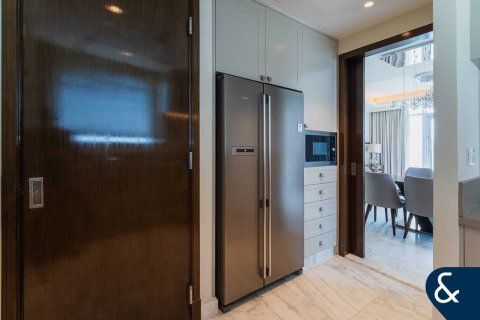 Снять в аренду квартиру в Даунтаун Дубай (Даунтаун Бурдж Дубай), Дубай: 3 спальни, 184м², № 76644 - фото 19