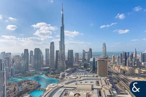 Снять в аренду квартиру в Даунтаун Дубай (Даунтаун Бурдж Дубай), Дубай: 3 спальни, 184м², № 76644 - фото 1