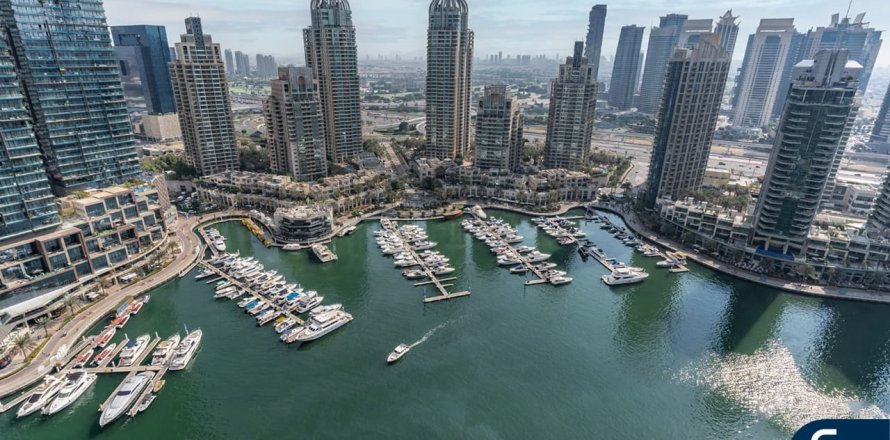 Apartment in Iris Blue, Dubai Marina, Dubai 3 bedrooms, 158 sq.m. № 76647