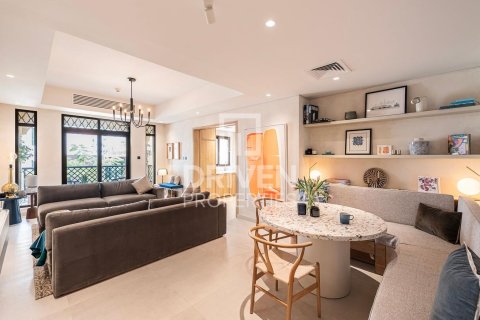 Appartement à Old Town, Dubai, 2 chambres, 122 m², № 18412 - photo 5