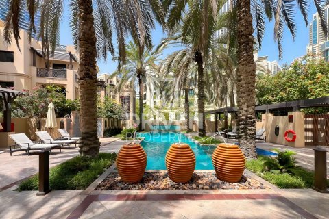 Appartement à Old Town, Dubai, 2 chambres, 122 m², № 18412 - photo 17