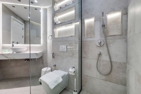 Apartment in Dubai Marina, Dubai 2 bedrooms, 111.3 sq.m. № 18409 - photo 7