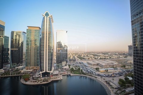 Apartment in Jumeirah Lake Towers, Dubai 2 bedrooms, 154 sq.m. № 18410 - photo 17