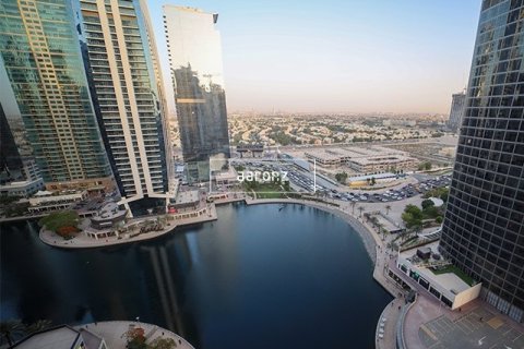 Apartment in Jumeirah Lake Towers, Dubai 2 bedrooms, 154 sq.m. № 18410 - photo 18